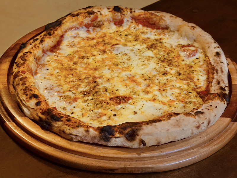 Pizza Mozarela