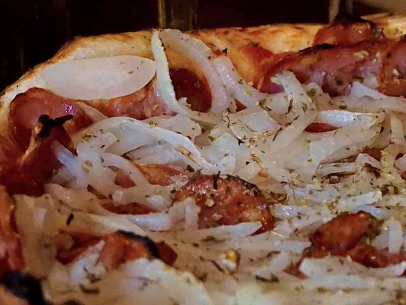 Pizza Calabresa